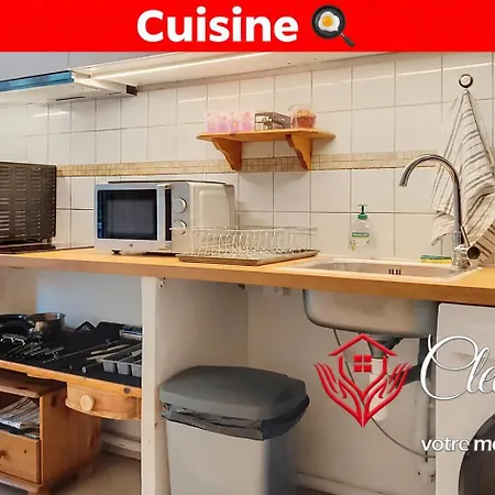 Anatole Apartment *